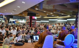งานเปิดตัวหนังสือ พุทธวจน ฉบับภพภูมิ